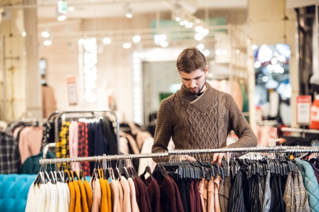 Industri Fast Fashion: Untung atau Malah Bikin Buntung?